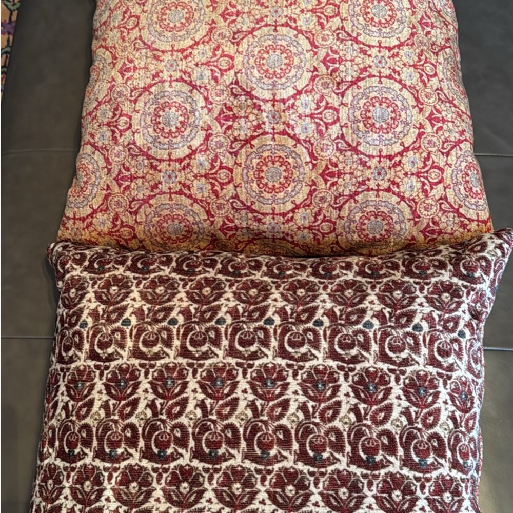 Pottery Barn reversible pillow covers (qty 2)